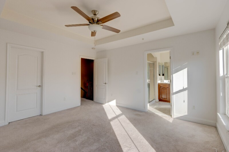 Building Photo - 2629 Raptor Dr