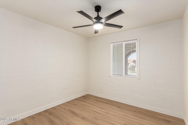 Building Photo - 4013 W Nancy Ln