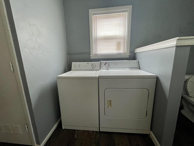 Building Photo - 4205 41st St