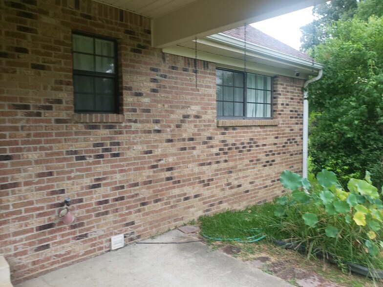 Building Photo - 5311 Southbranch Cove