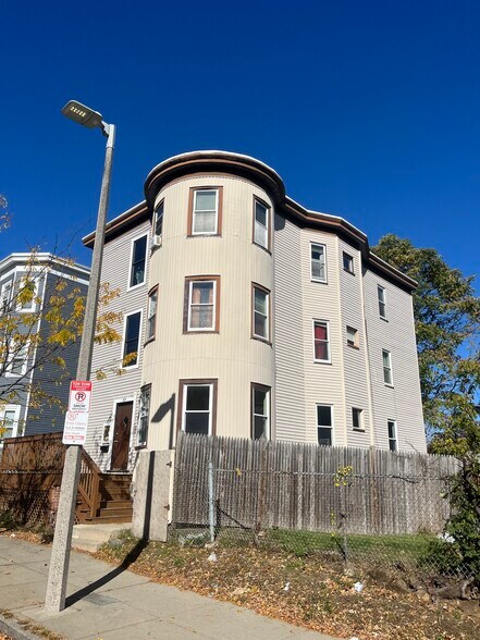 Building Photo - 420 Talbot Ave