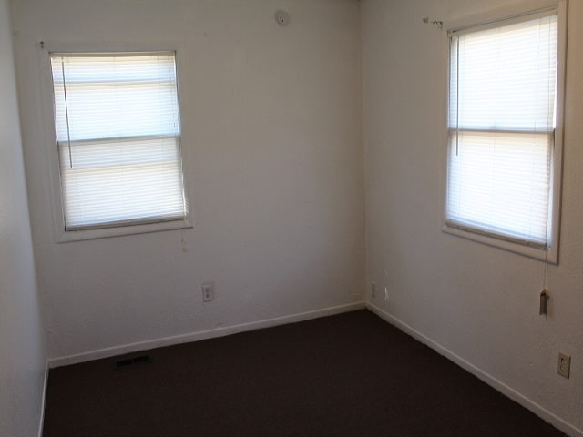 Building Photo - 240 S Fair Ave