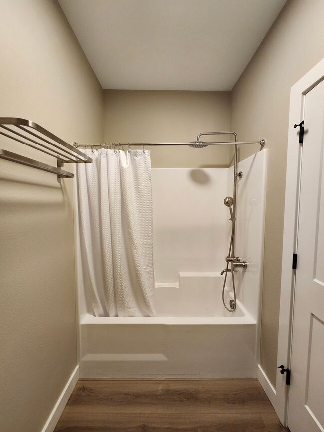 Building Photo - 5309 W Jay St