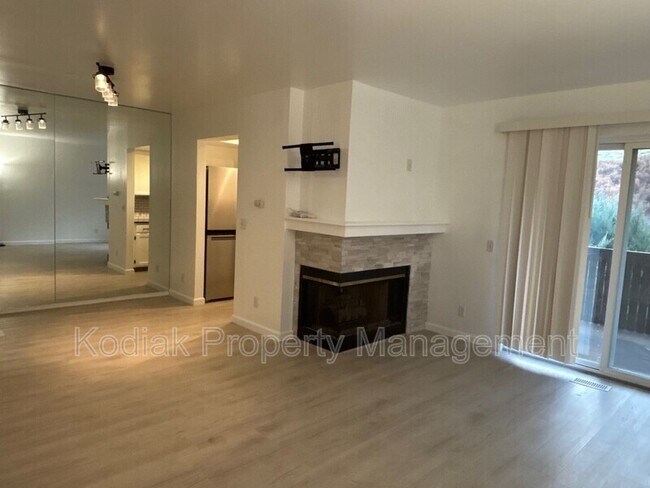 Building Photo - 9175 S Jefferson Pl