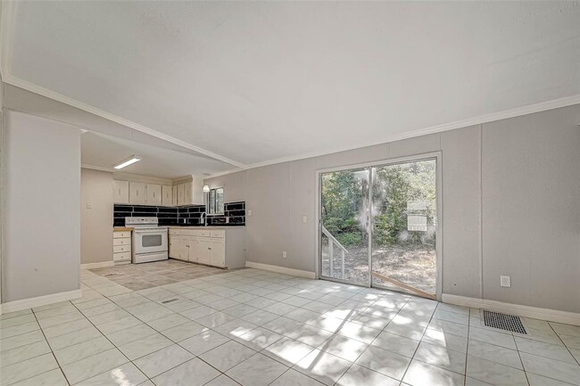 Building Photo - 14572 Hasara Ln