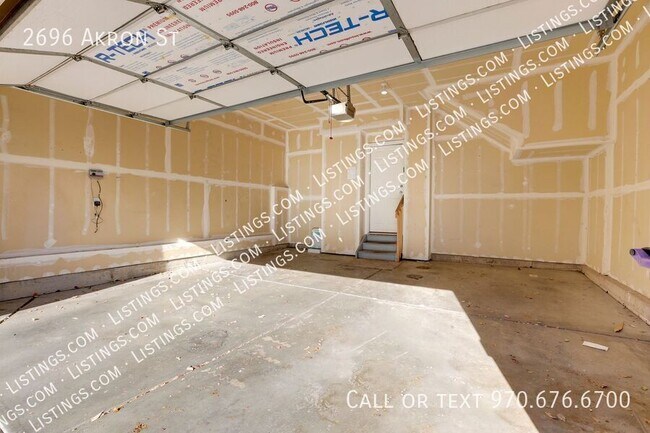 Building Photo - 2696 Akron St