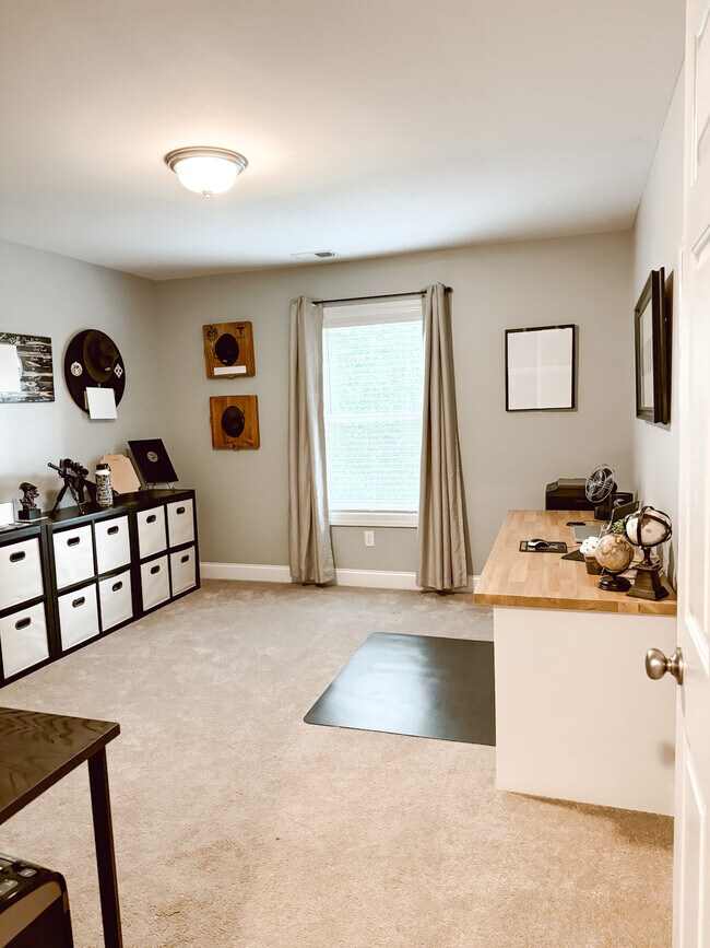 Building Photo - 854 Centennial Dr