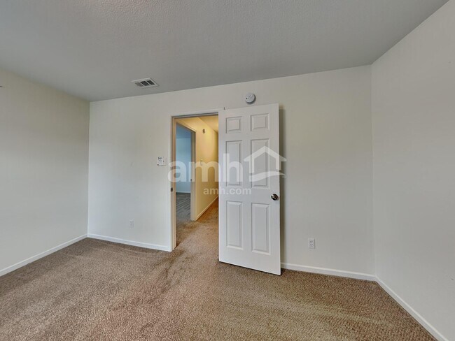 Building Photo - 10103 Cumberland Pointe Blvd