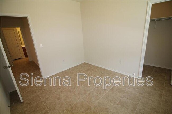Building Photo - 7200 Altidore Dr
