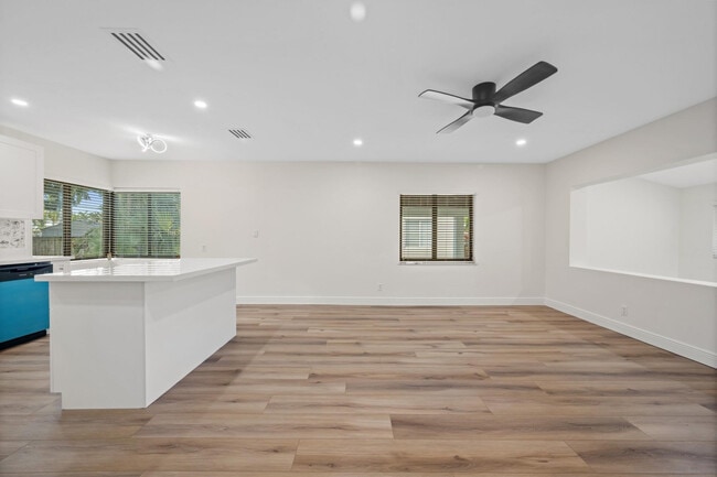 Building Photo - 1512 Fletcher St