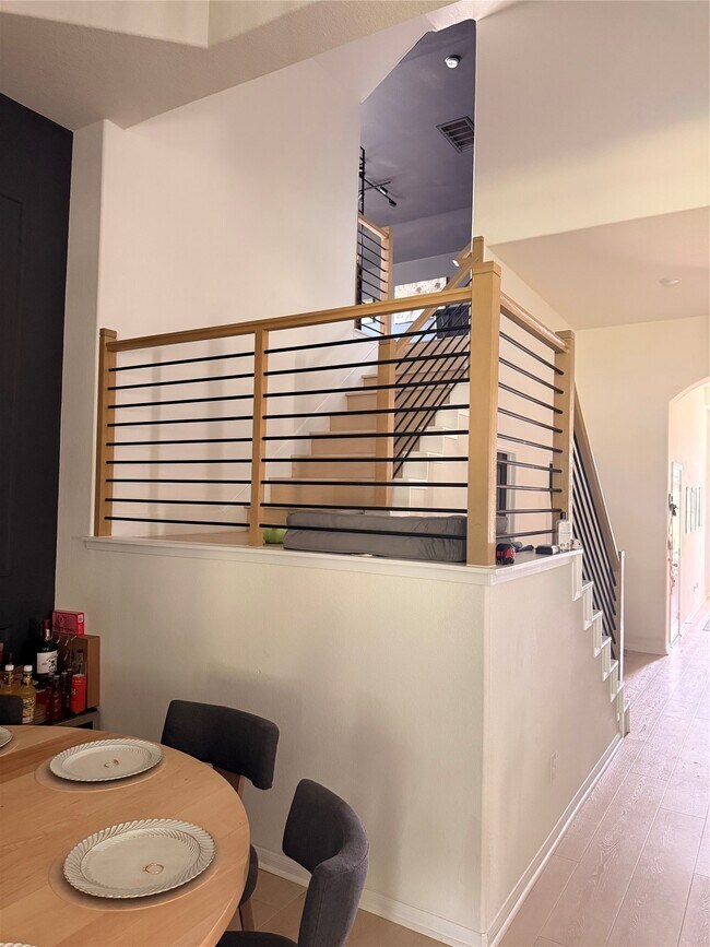 Building Photo - 23609 Zinfandel Dr
