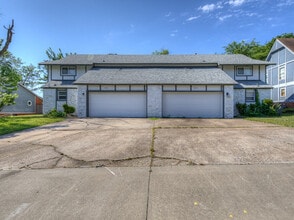 Building Photo - 6712 E 79th St