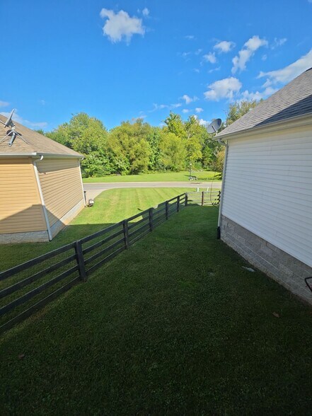 Building Photo - 117 Phillips Bend Ct