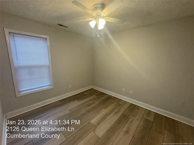 Building Photo - 2126 Queen Elizabeth Ln