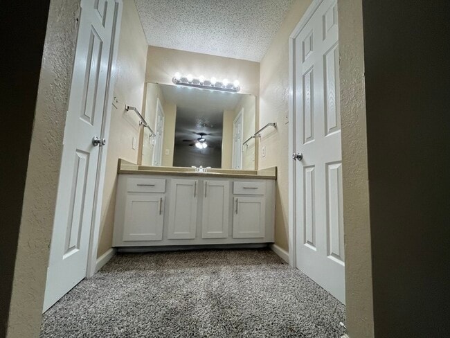 Building Photo - Remodeled townhome! 2 story with loft & 2 ...