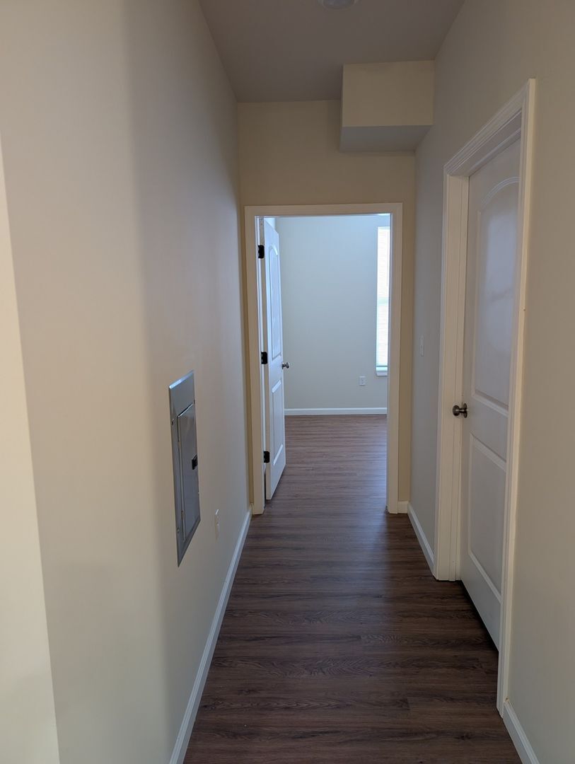 Building Photo - 117 Harmony Mdws Ct
