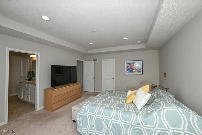 Building Photo - 81 Garnett Cir