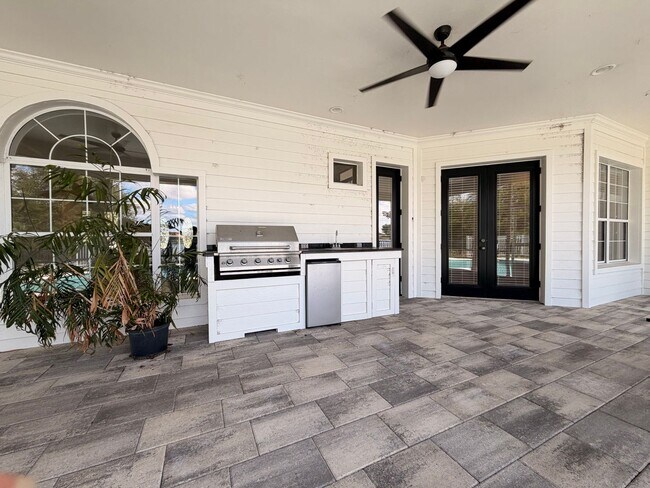 Building Photo - Luxury Windermere Home | 5 Bed 4.5 Bath La...