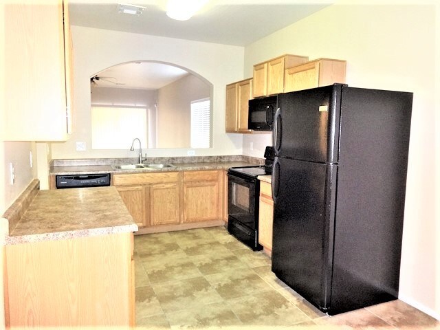 Building Photo - 1119 W Vineyard Rd