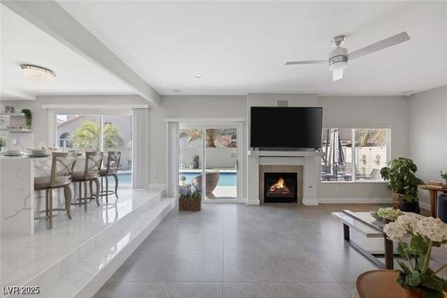 Building Photo - 442 Staghorn Pass Ave