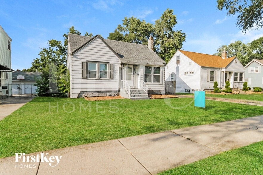 Building Photo - 3838-3216 216th Pl