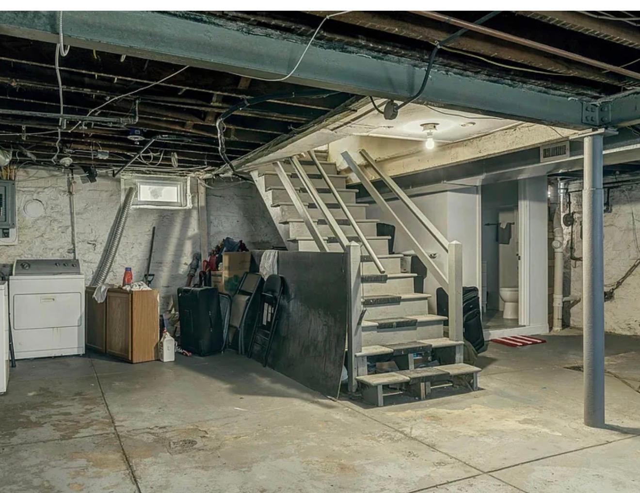 Building Photo - 6415 Cates Ave