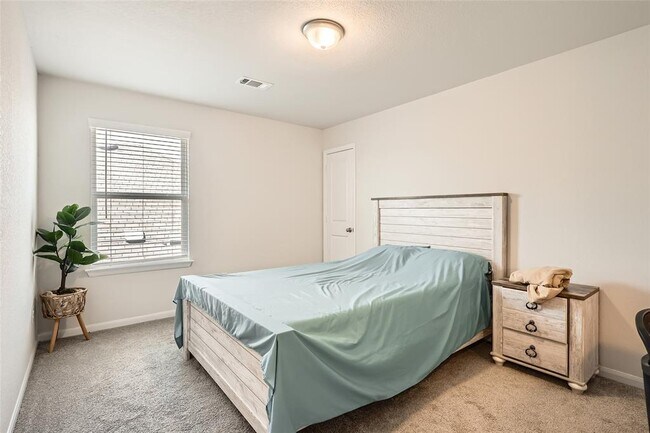 Building Photo - 658 Cherrystone Loop