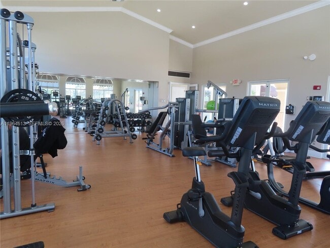 Building Photo - 3398 NE 9th Dr