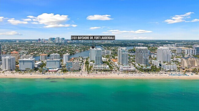 Building Photo - 3101 Bayshore Dr