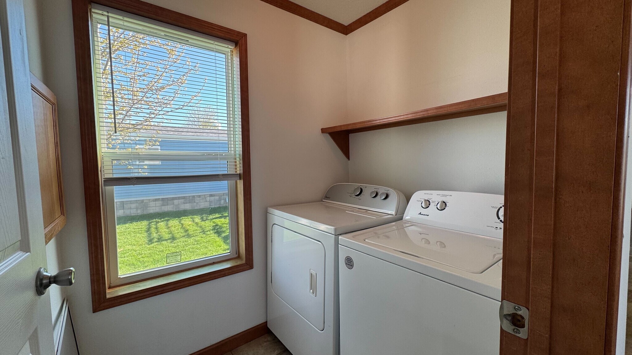 Building Photo - 2028 Mockingbird Pl NW