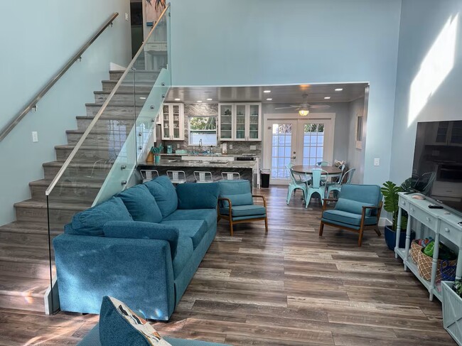 Building Photo - 3837 Sandstone Ct