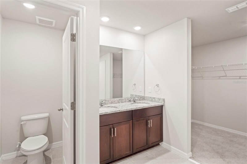 Building Photo - 3336 Fresno Pl