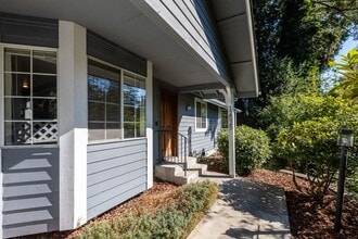 Building Photo - Charming 3-Bedroom Duplex Minutes from JBL...