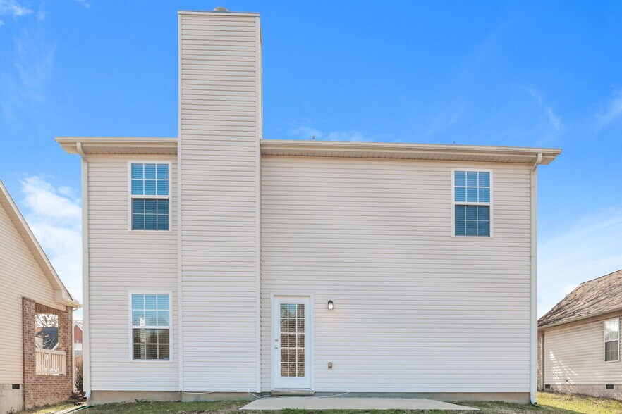 Building Photo - 2805 Windcrest Tr