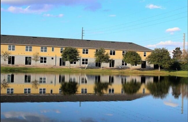 Building Photo - 3603 Sanctuary Dr