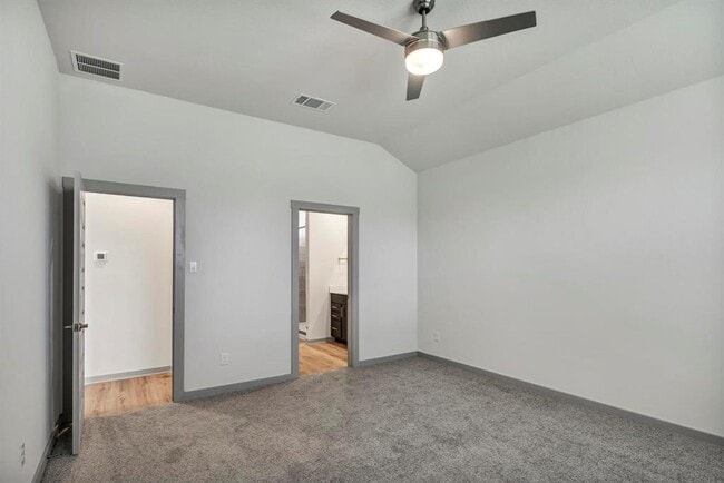 Building Photo - 108 Windsor Blvd