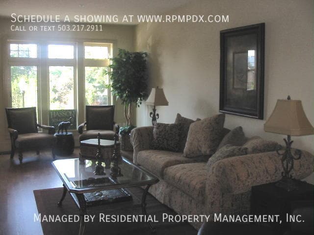 Building Photo - 5055 W Sunset Dr