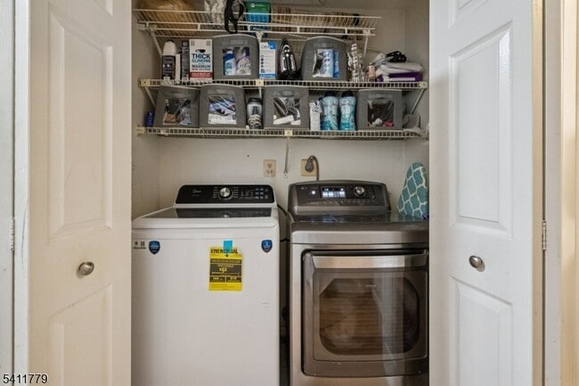 Building Photo - 371 Hawkshead Way