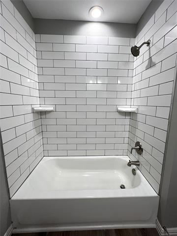 Building Photo - 522-524 TX-11