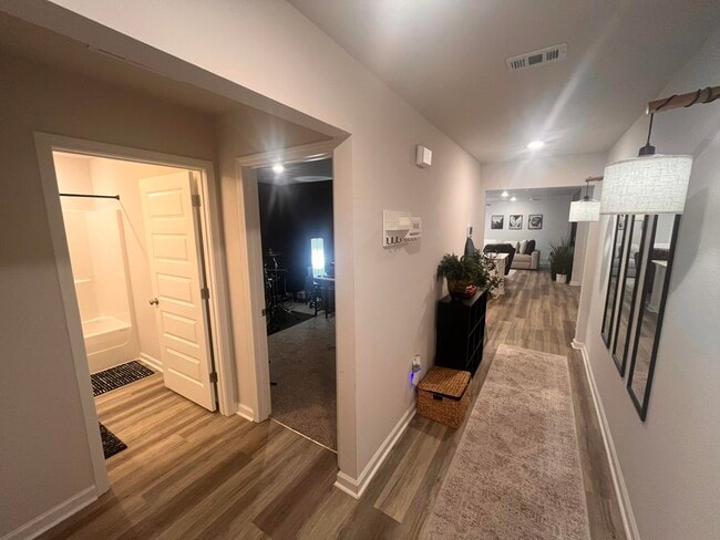Building Photo - 4616 Naval Ct