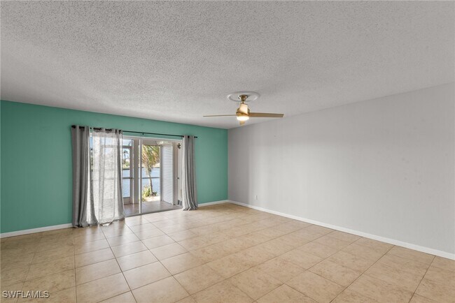 Building Photo - 304 Tudor Dr
