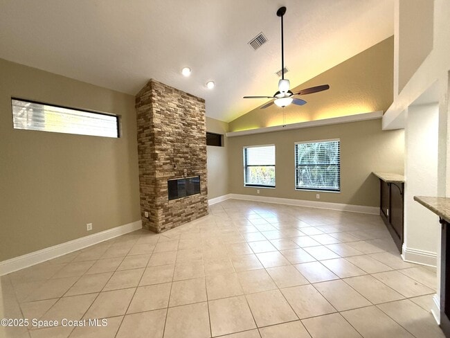 Building Photo - 108 Windward Way