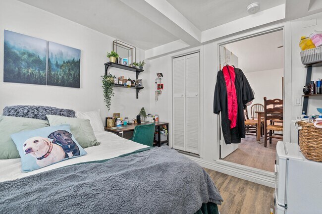 Building Photo - 5318 Redding Rd