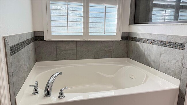 Building Photo - 12614 Boggy Pointe Dr