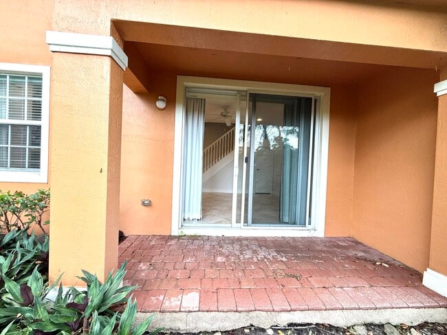 Building Photo - 7447 Briella Dr