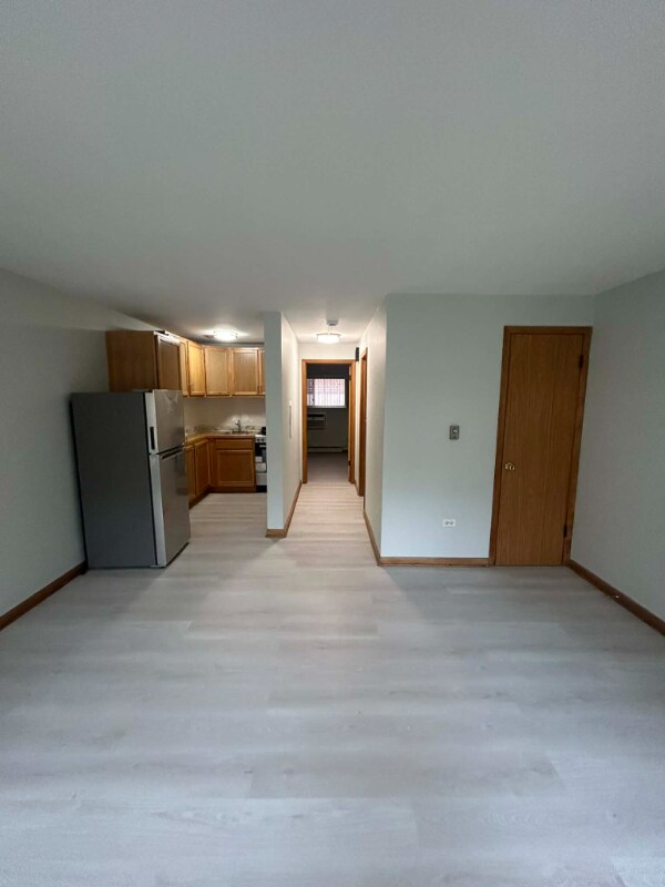 Building Photo - 4120 N California Ave