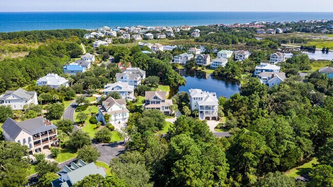 Building Photo - 203 Whiting Ln