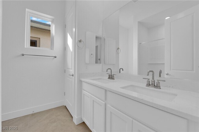 Building Photo - 11049 Concord Vly Dr