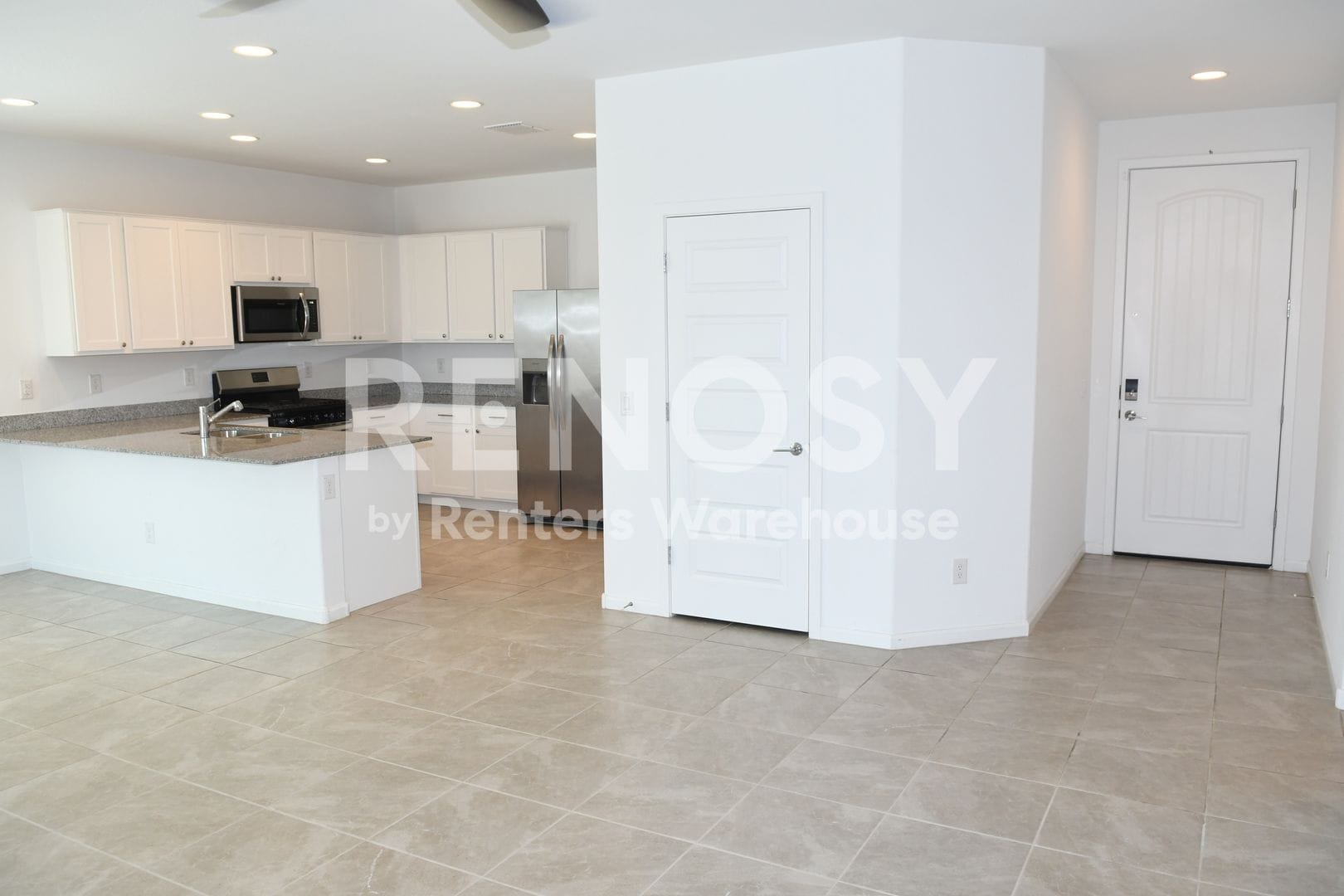 Building Photo - 9449 W Montecito Ave