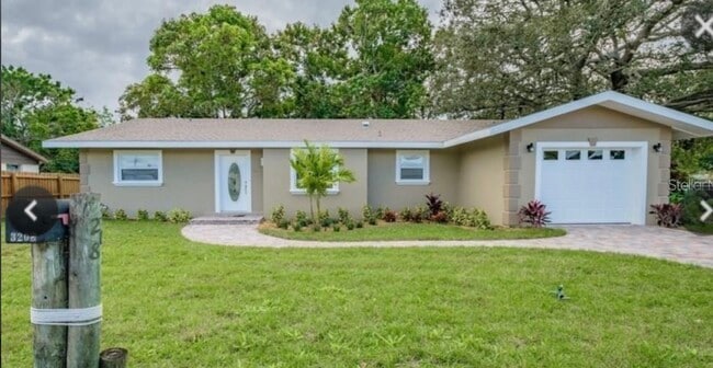 Building Photo - 3208 48th Ave Dr W